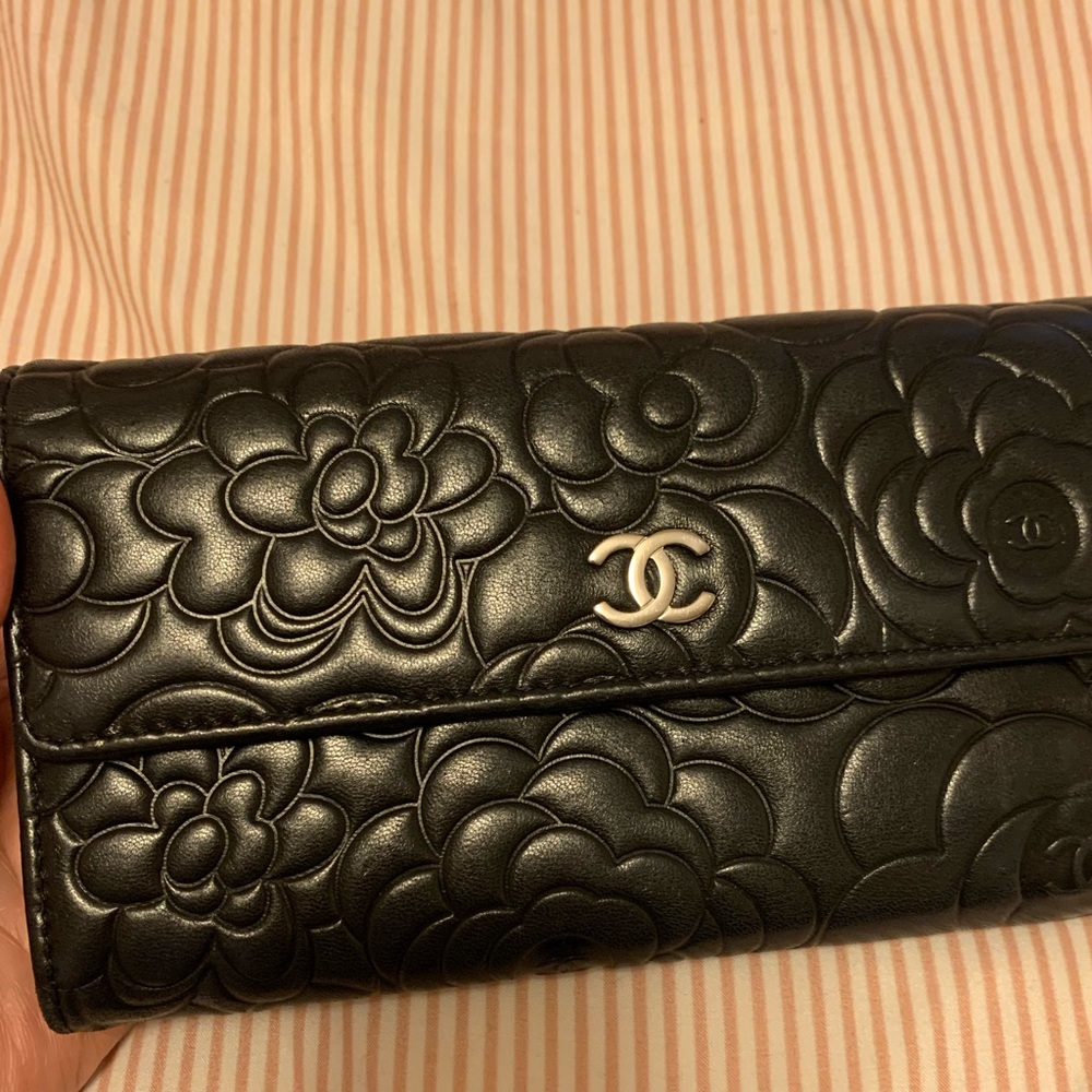 Chanel wallet with authenticity card